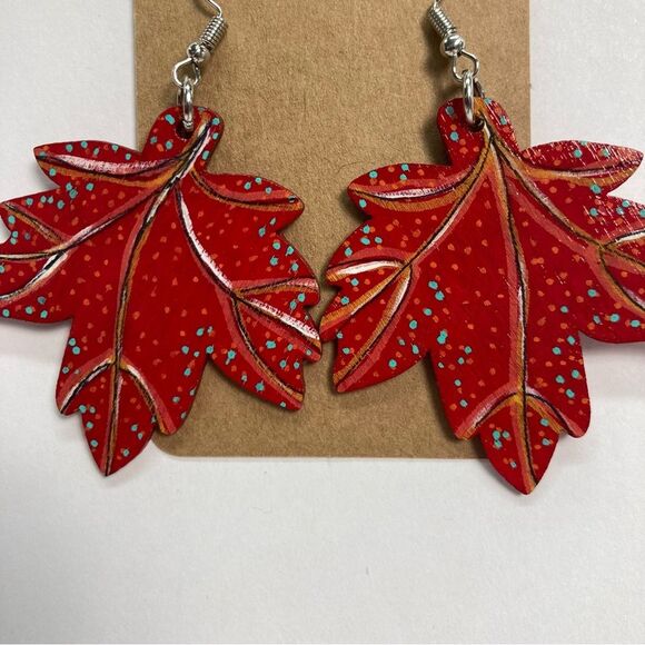 Hand-Painted Earrings Wooden Red Maple Leaf for Fall Halloween Thanksgiving New - Picture 3 of 10